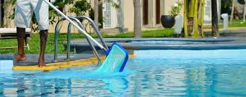 Cleaning of swimming pools